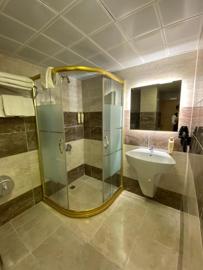 Gumus Palace Gungoren Истанбул Екстериор снимка