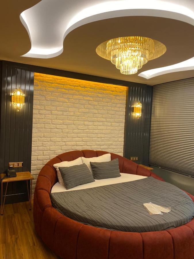 Gumus Palace Gungoren Истанбул Екстериор снимка